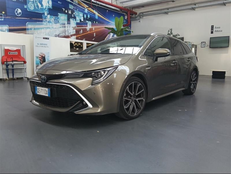 Toyota Corolla Hybrid 2.0