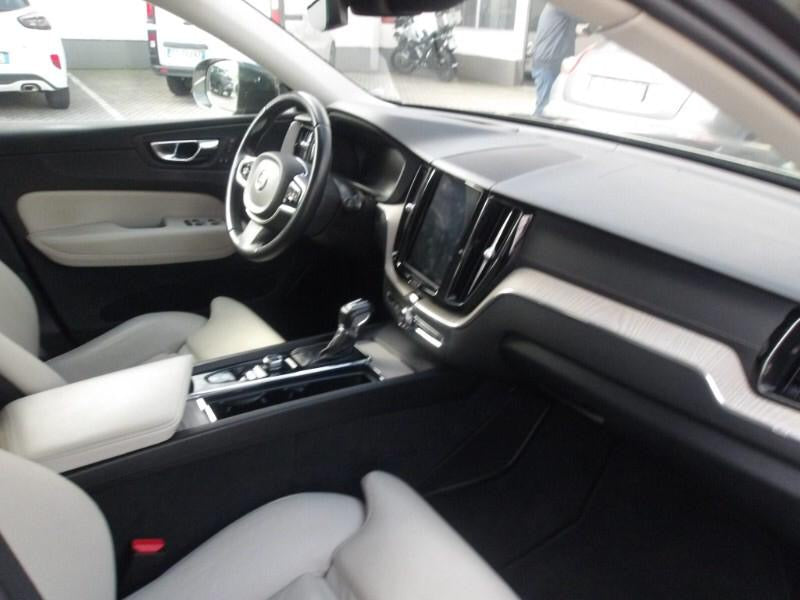 Volvo XC60 Momentum Geartronic